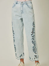 Load image into Gallery viewer, Eyelet Embroidery Straight Leg Mom Jean