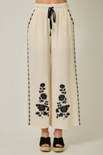 Load image into Gallery viewer, Boho Gauze Embroidered Outfit