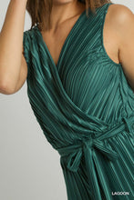 Load image into Gallery viewer, Life Of the Party Emerald Pleated Jumpsuit