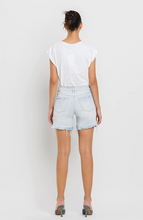 Load image into Gallery viewer, Mid Rise Light Wash Stretch Shorts