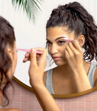 Load image into Gallery viewer, Light Up Tweezers