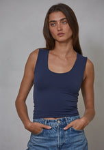 Load image into Gallery viewer, Double Layered Seamless Tank