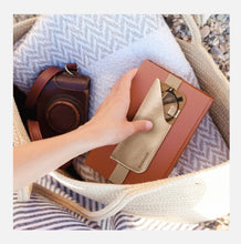 Load image into Gallery viewer, Book-a-roo Glasses Case