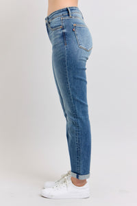 Judy Blue Mid Rise Vintage Boyfriend Jeans