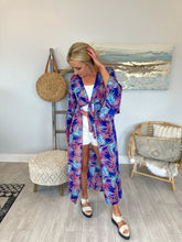Load image into Gallery viewer, Royal Palm Tie Kimono
