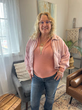 Load image into Gallery viewer, Molly Mauve Textured Jacket
