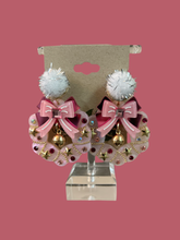 Load image into Gallery viewer, Wreath Earring
