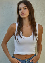 Load image into Gallery viewer, Seamless Ribbed Crop Top
