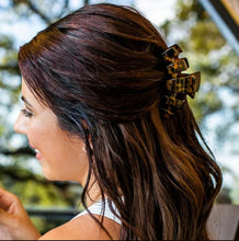Load image into Gallery viewer, Teleties Classic Claw Hair Clip
