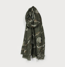 Load image into Gallery viewer, Lightweight Lurex Scarf
