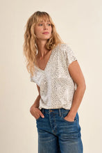 Load image into Gallery viewer, Metallic Leopard V Neck Tee
