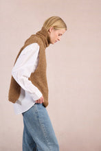 Load image into Gallery viewer, Charming Camel Sleeveless Sweater
