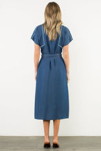 Load image into Gallery viewer, Sunday Brunch Midi Tencel Dress

