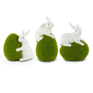 Moss Eggs with Rabbits