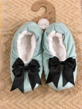 Load image into Gallery viewer, Blue Bows Dear Weekend Slippers
