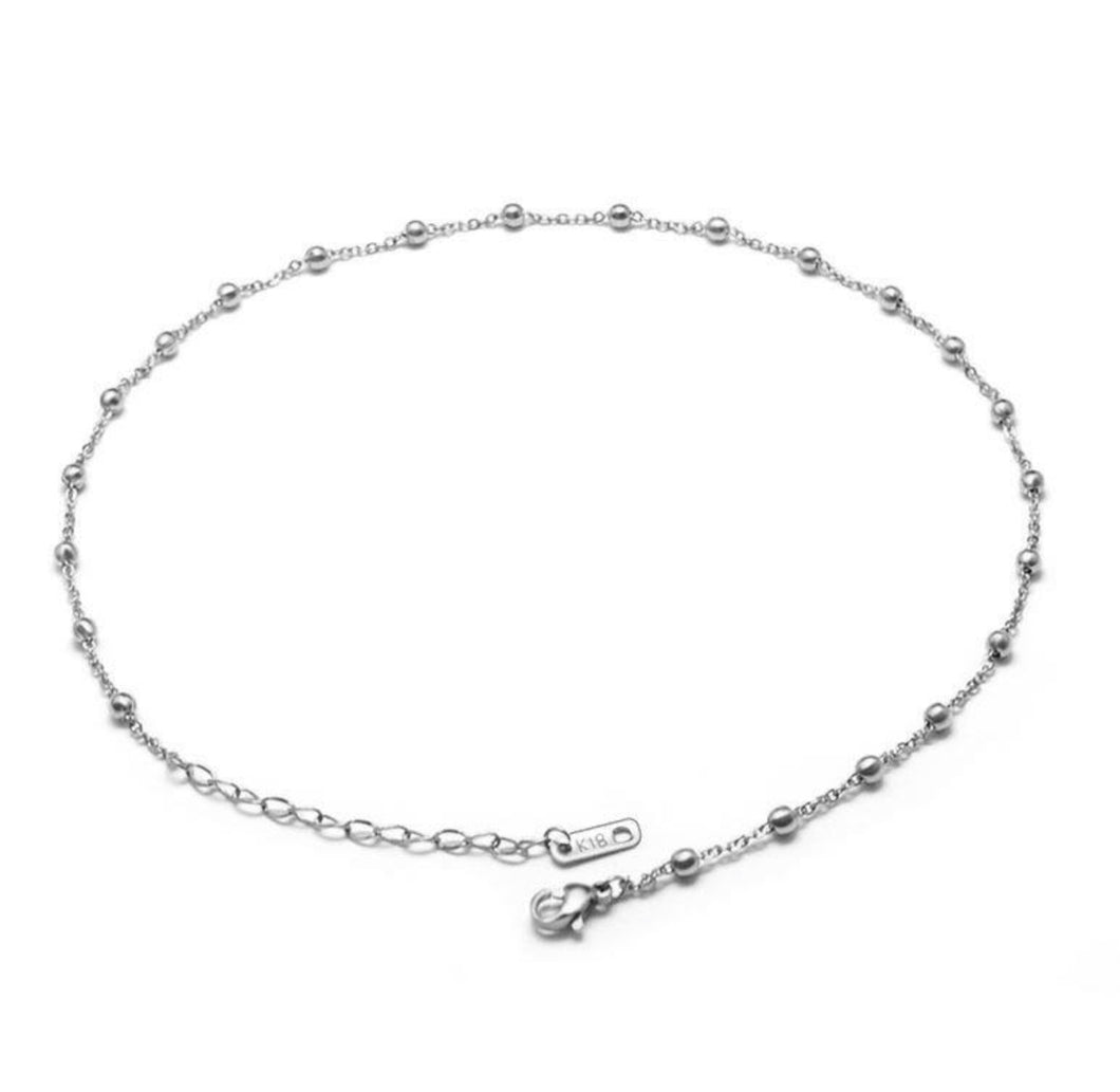 Short Silver Beaded Necklace