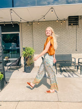 Load image into Gallery viewer, Mint &amp; Orange Printed Palazzo Pants
